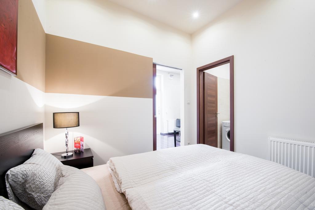 Little Boss Apartment Βουδαπέστη Εξωτερικό φωτογραφία