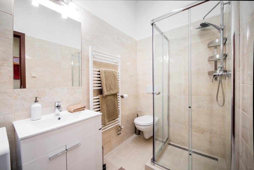 Little Boss Apartment Βουδαπέστη Εξωτερικό φωτογραφία